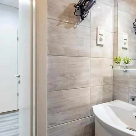 Cosy At Super Location With Ac Appartement *