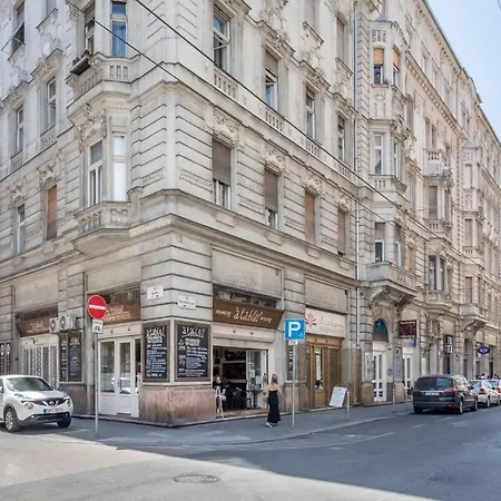 Appartement Cosy At Super Location With Ac *